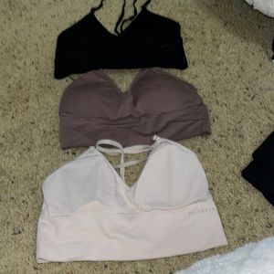 Danskin Bras Sz small one pack comes with 3